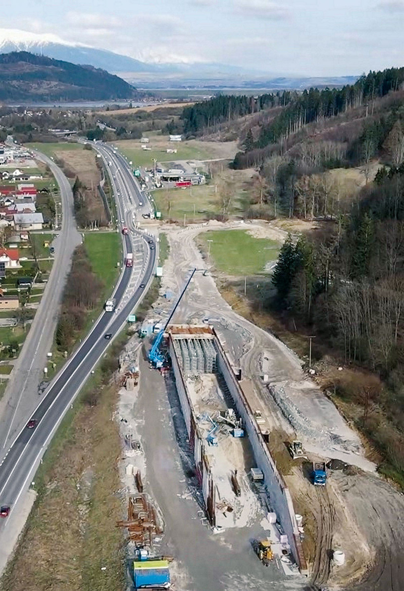 Stabilitné opatrenia H, pohľad v trase smerom na Liptovský Mikuláš